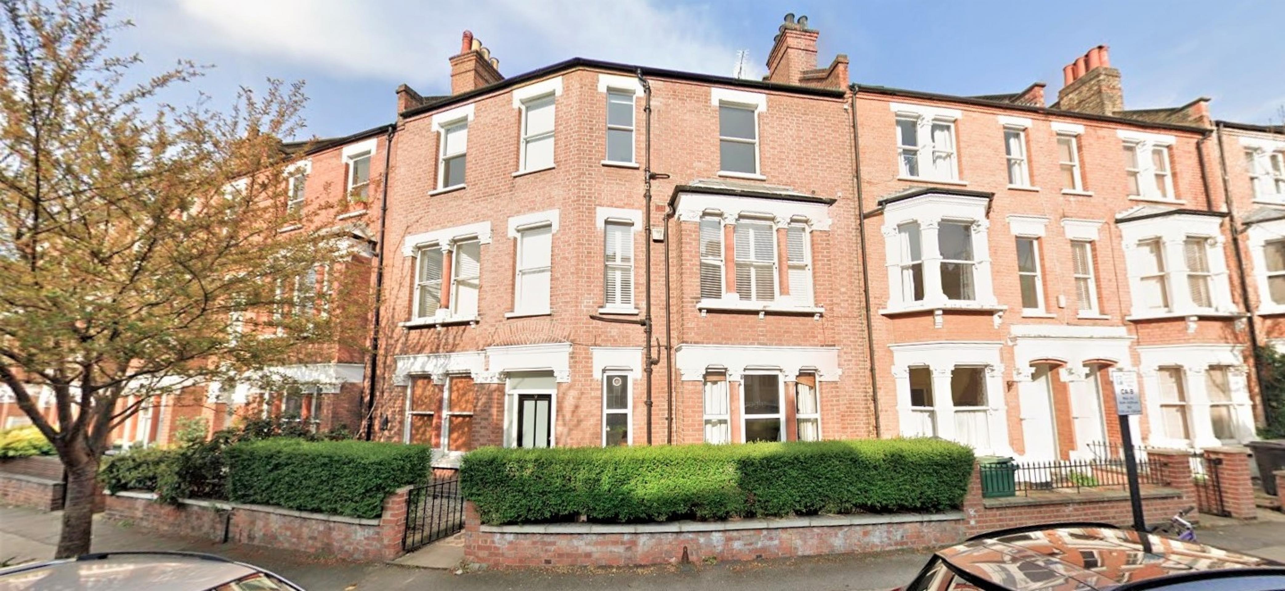 			1 Bedroom, 1 bath, 1 reception Flat			 Mackeson Road, BELSIZE PARK NW3